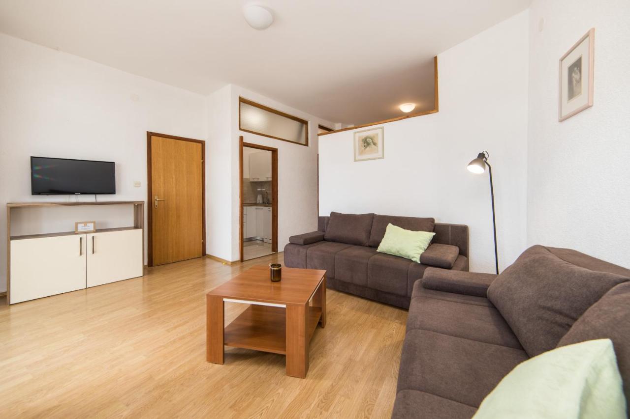 Apartmani Aida Živogošće Buitenkant foto