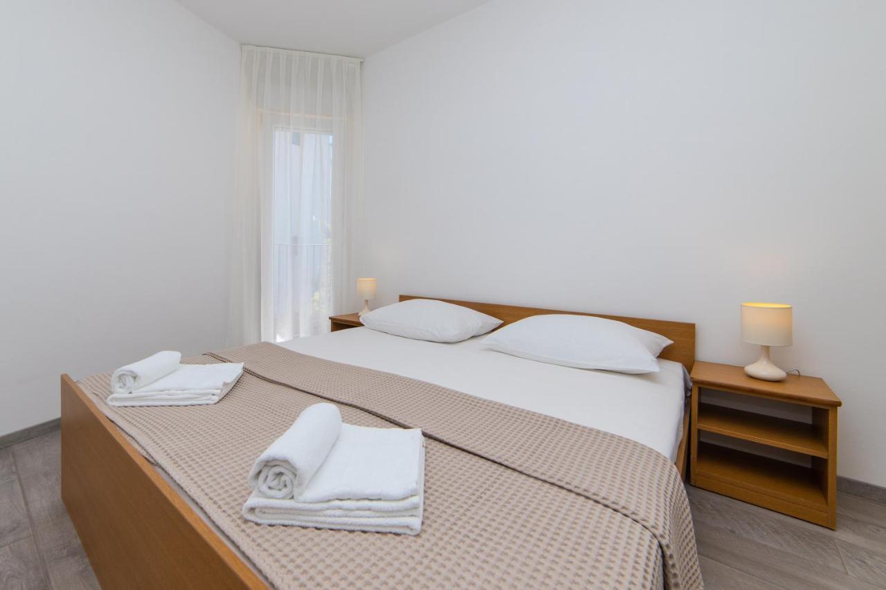 Apartmani Aida Živogošće Buitenkant foto